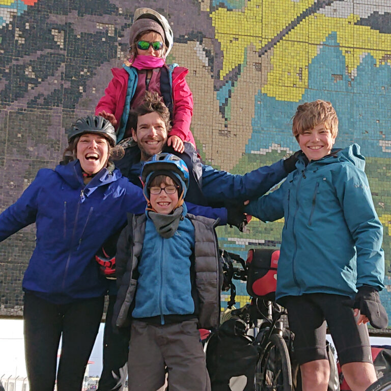 24. Une famille à vélo en 2021, de Punta Arenas jusqu'en Colombie! (ou presque)